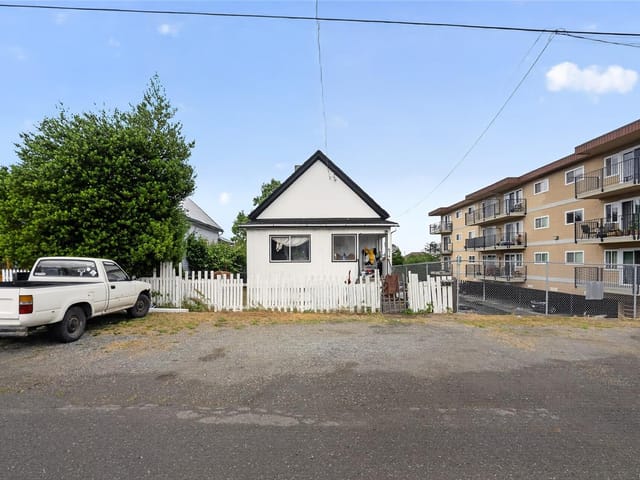 House for sale in Nanaimo, 674 Farquhar St, 1038388 | Realtylink.org