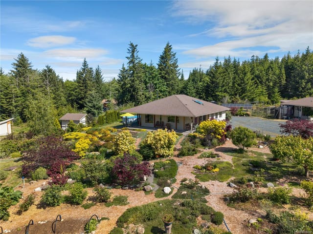 House for sale in Quadra Island, 220 Irene Rd, 1038482 | Realtylink.org
