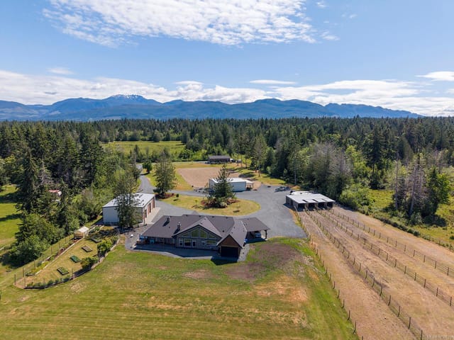 House for sale in Qualicum Beach, 416 Grovehill Rd, 1038629 | Realtylink.org