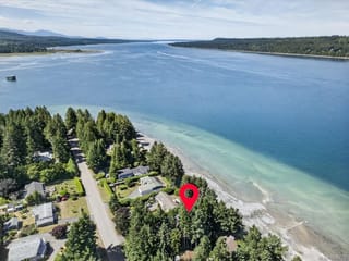 House for sale in Fanny Bay, 7630 Ships Point Rd, 1038778 | Realtylink.org