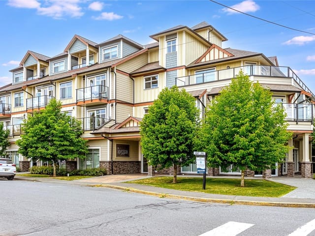 Apartment for sale in Duncan, 303 5822 Garden St, 1038802 | Realtylink.org