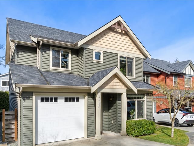 Townhouse for sale in Nanaimo, 2446 York Cres, 1038886 | Realtylink.org