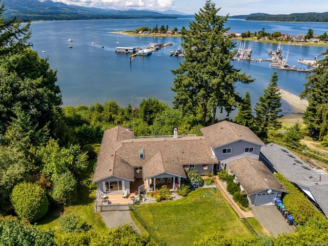 House for sale in Bowser, 200 Crome Point Rd, 1039183 | Realtylink.org