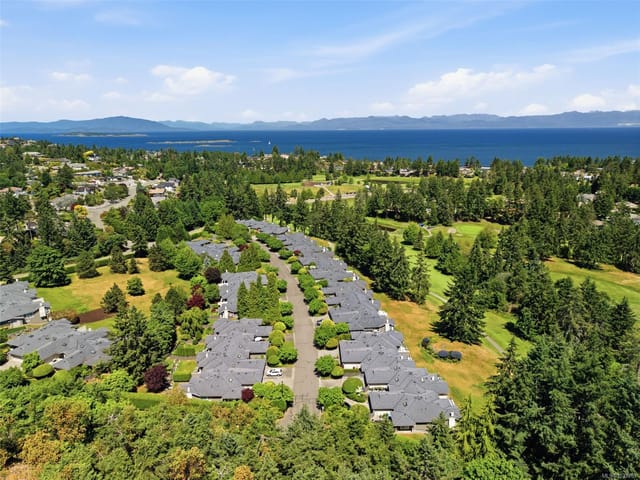 Townhouse for sale in Nanoose Bay, 12 2655 Andover Rd, 1039261 | Realtylink.org