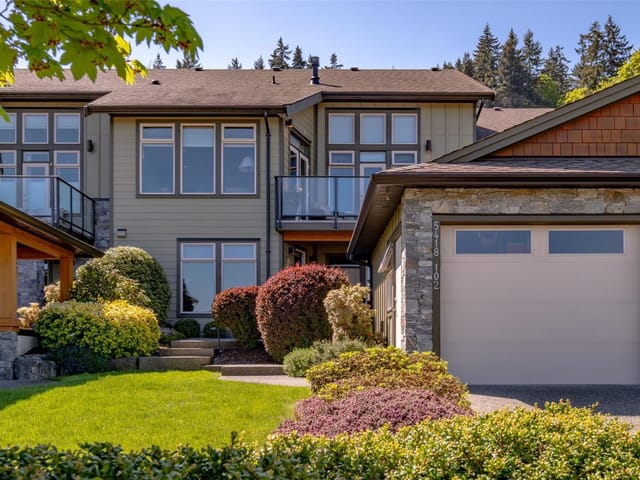 Townhouse for sale in Nanaimo, 102 5418 Jacobs Ln, 1039362 | Realtylink.org