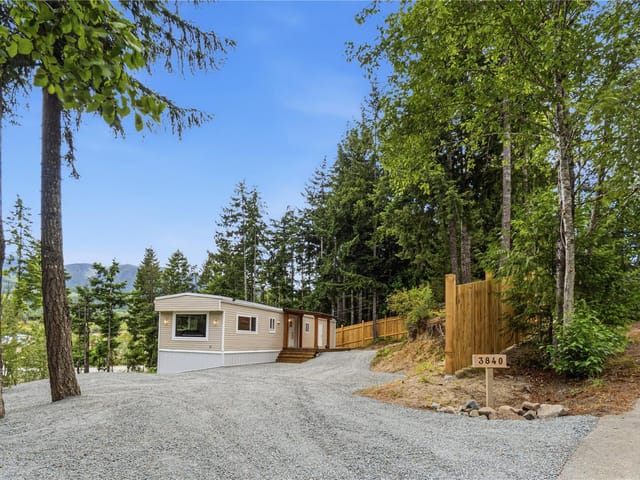 Manufactured Home for sale in Qualicum Beach, 3840 Melrose Rd, 1039466 | Realtylink.org