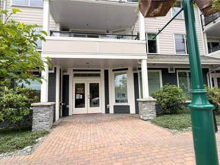 Retail for lease in Qualicum Beach, 102 210 First W Ave, 1039621 | Realtylink.org