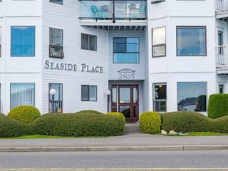 Apartment for sale in Nanaimo, 310 2815 Departure Bay Rd, 1039677 | Realtylink.org
