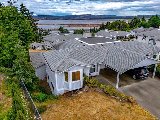 Townhouse for sale in Nanaimo, 398 Petroglyph Cres, 1039737 | Realtylink.org