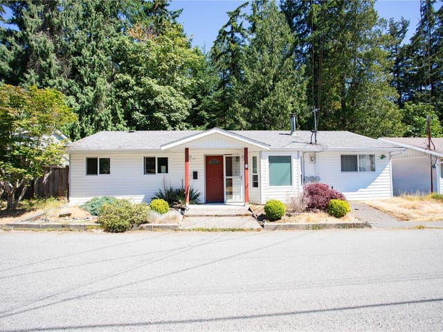 House for sale in Nanaimo, 7 4604 Hammond Bay Rd, 1040046 | Realtylink.org