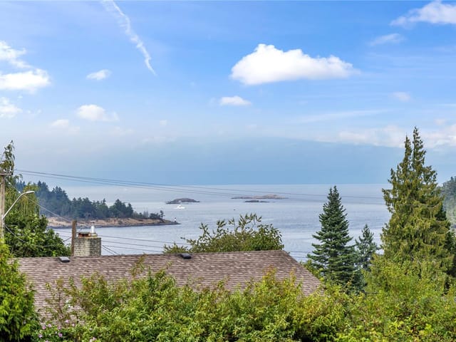 House for sale in Nanaimo, 1968 Estevan Rd, 1040047 | Realtylink.org