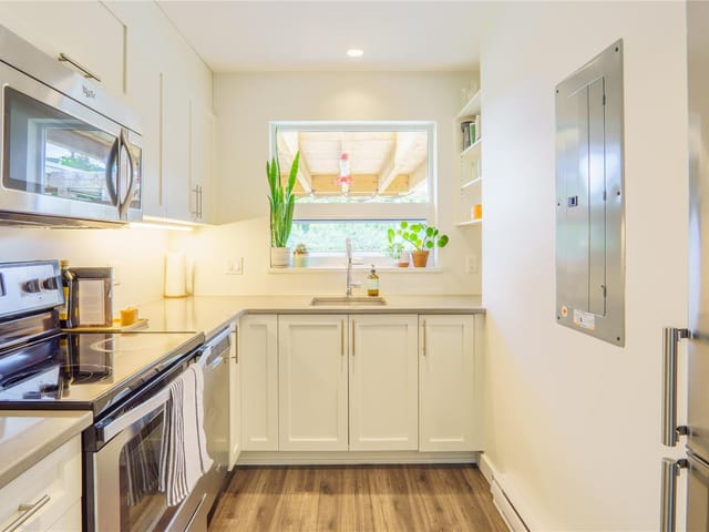 Townhouse for sale in Tofino, 122 605 Gibson St, 1040132 | Realtylink.org