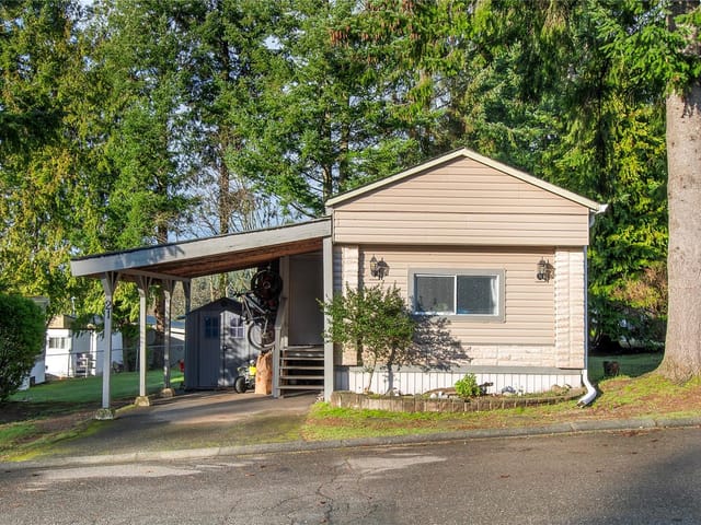 Manufactured Home for sale in Campbell River, 21 1160 Shellbourne Blvd, 1040240 | Realtylink.org