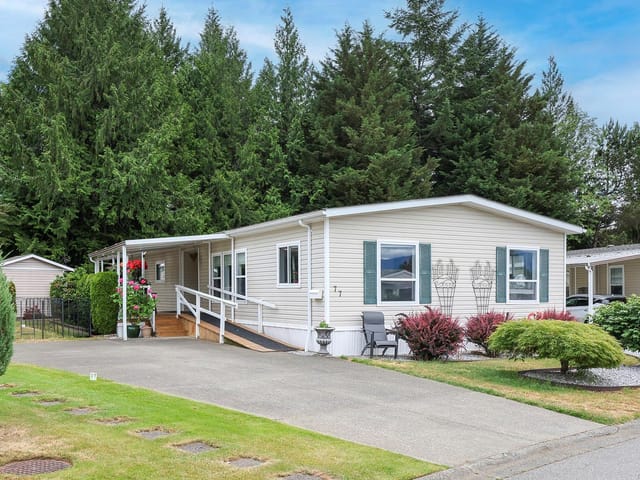 Manufactured Home for sale in Courtenay, 77 4714 Muir Rd, 1040258 | Realtylink.org