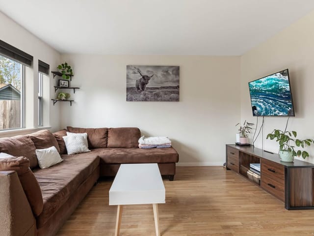 1/2 Duplex for sale in Courtenay, B 345 Menzies Ave, 1040298 | Realtylink.org