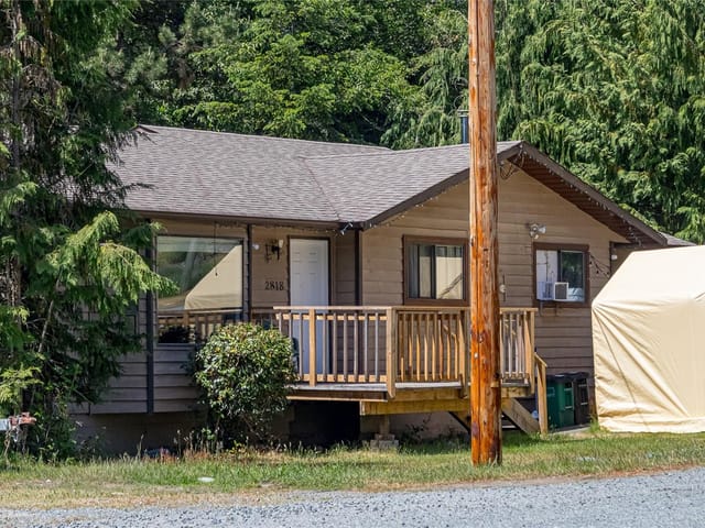 House for sale in Shawnigan Lake, 2818 Meadowview Rd, 1040355 | Realtylink.org