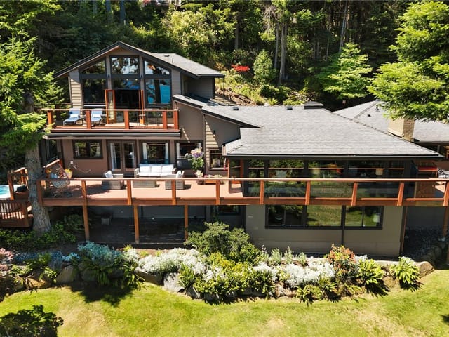 House for sale in Nanaimo, 1370 Ivor Rd, 1040489 | Realtylink.org