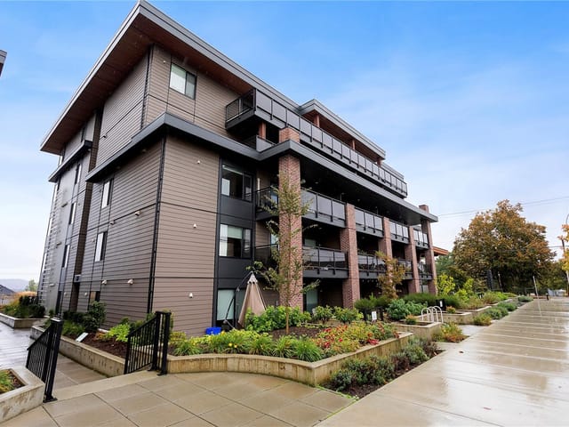 Apartment for sale in Nanaimo, 103 147 Haliburton St, 1040535 | Realtylink.org