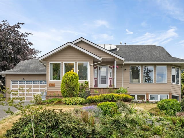 House for sale in Nanaimo, 5213 Fillinger Cres, 1040689 | Realtylink.org