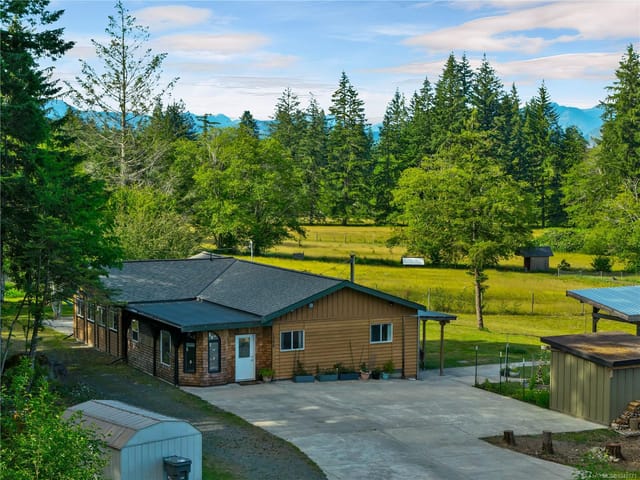 House for sale in Quadra Island, 1396 West Rd, 1040771 | Realtylink.org