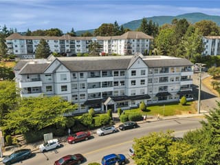 Apartment for sale in Nanaimo, 302 1631 Dufferin Cres, 1040975 | Realtylink.org