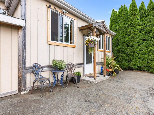 Manufactured Home for sale in Courtenay, 4931 Island N Hwy, 1040978 | Realtylink.org
