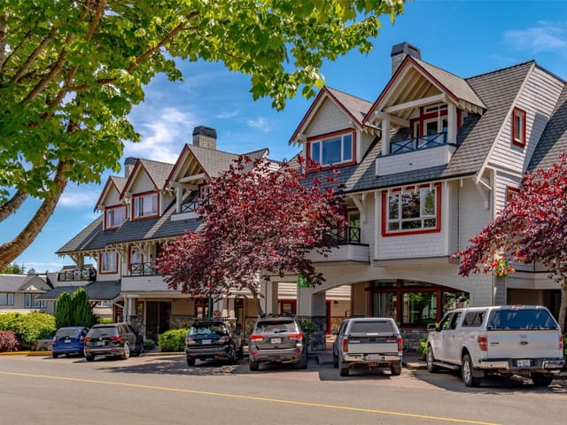 Apartment for sale in Qualicum Beach, 302 222 Second W Ave, 1041050 | Realtylink.org