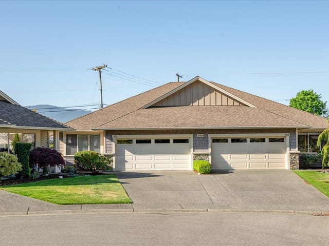 Townhouse for sale in Nanaimo, 101 5934 Kaden Pl, 1041532 | Realtylink.org