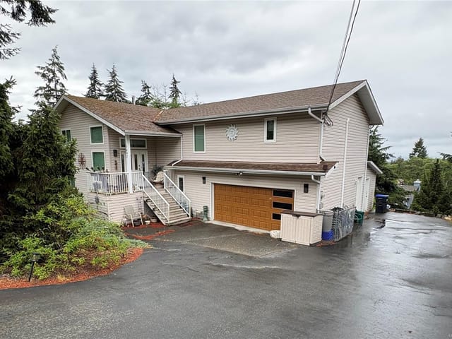 House for sale in Lantzville, 7492 Clark Cres, 1041538 | Realtylink.org