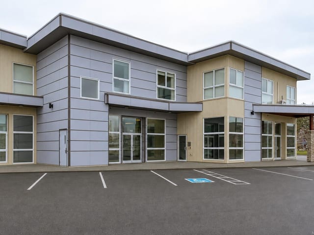Apartment for sale in Nanaimo, 205 1847 Dufferin Cres, 1041629 | Realtylink.org