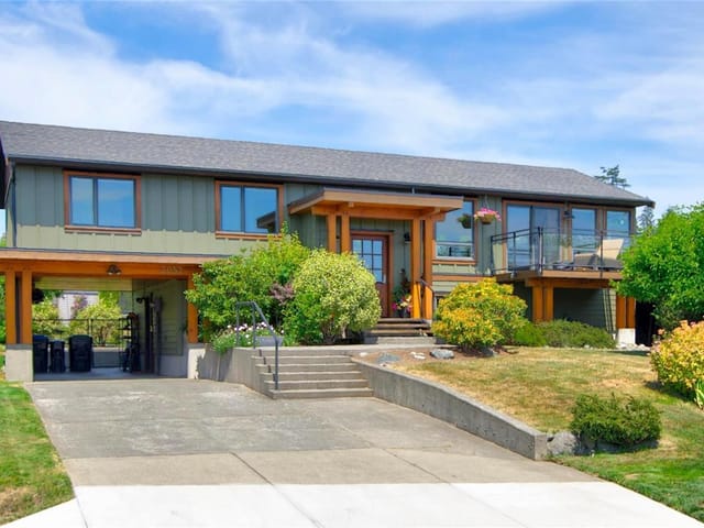 House for sale in Comox, 2052 Beaufort Ave, 1041679 | Realtylink.org