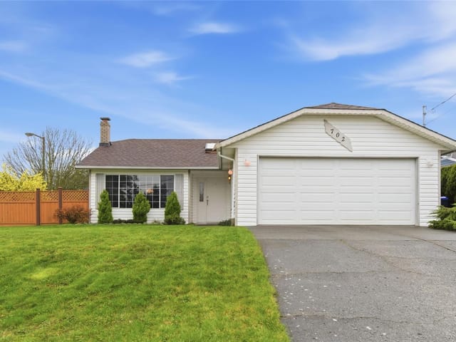 House for sale in Parksville, 702 Forsyth Ave, 1041698 | Realtylink.org