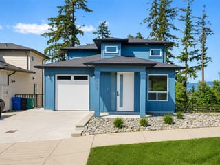 House for sale in Nanaimo, 909 Harbour View St, 1041911 | Realtylink.org