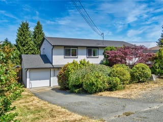 Duplex for sale in Nanaimo, 5524-5526 Lost Lake Rd, 1041994 | Realtylink.org