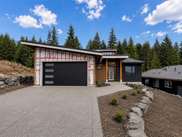 House for sale in Lake Cowichan, 537 Mountain View Dr, 1042117 | Realtylink.org