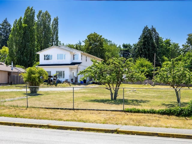 Duplex for sale in Campbell River, 859 9th Ave, 1042118 | Realtylink.org