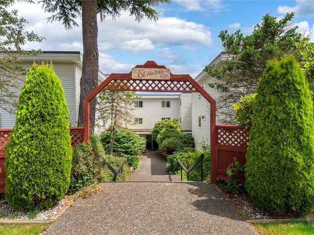 Apartment for sale in Campbell River, 201 615 Alder St, 1042160 | Realtylink.org