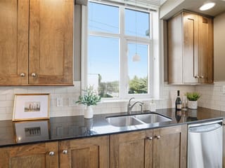 Apartment for sale in Nanaimo, 201 225 Rosehill St, 1042239 | Realtylink.org