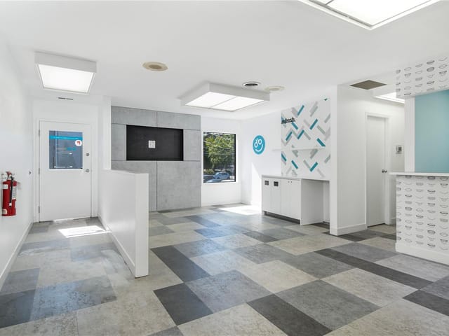 Commercial property for lease in Campbell River, 200 940 Island Hwy, 1042289 | Realtylink.org