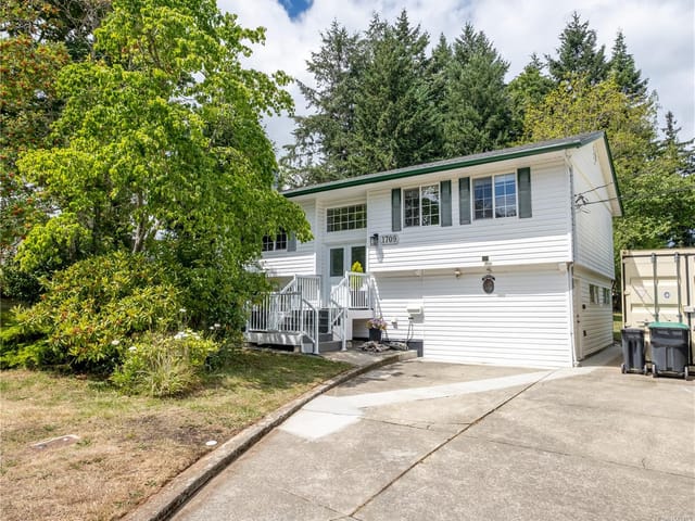 House for sale in Comox, 1709 Mahtmof Pl, 1042465 | Realtylink.org