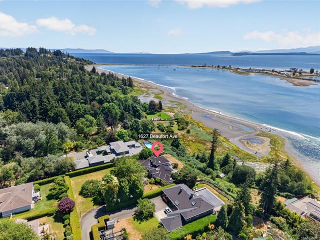 House for sale in Comox, 1627 Beaufort Ave, 1042495 | Realtylink.org