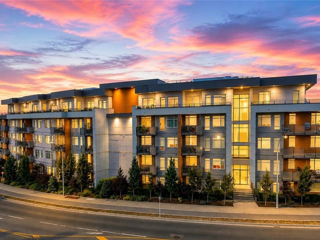 Apartment for sale in Nanaimo, 207 6540 Metral Dr, 1042602 | Realtylink.org