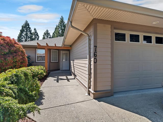 1/2 Duplex for sale in Campbell River, 760 Marguerite Rd, 1042744 | Realtylink.org