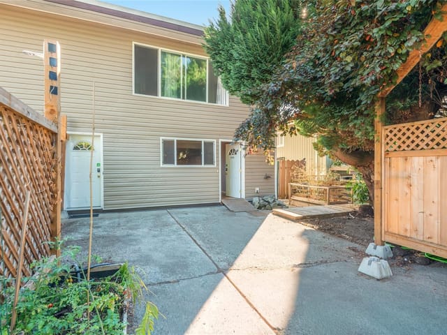 Duplex for sale in Port Alberni, 2595 2nd Ave, 1042968 | Realtylink.org