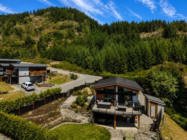 House for sale in Lake Cowichan, 7400 Cottage Way, 1043074 | Realtylink.org