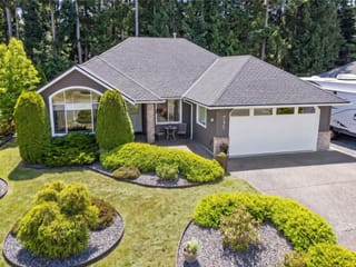 House for sale in Qualicum Beach, 745 Redwood Dr, 1043171 | Realtylink.org