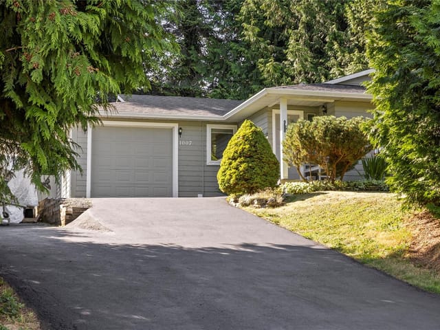 House for sale in Qualicum Beach, 1007 Centre Cres, 1043381 | Realtylink.org