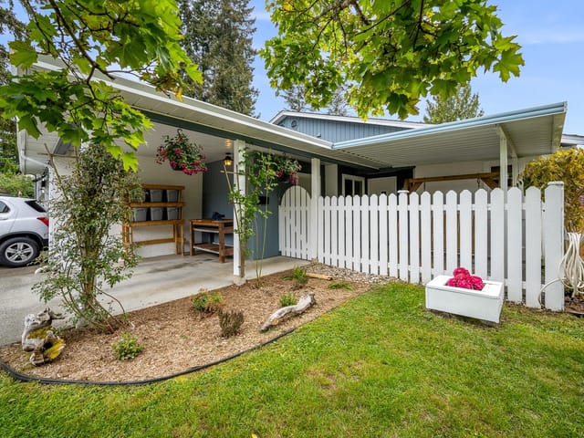 1/2 Duplex for sale in Courtenay, A 115 Rod & Gun Rd, 1043465 | Realtylink.org