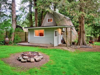 House for sale in Fanny Bay, 7685 Ships Point Rd, 1043877 | Realtylink.org