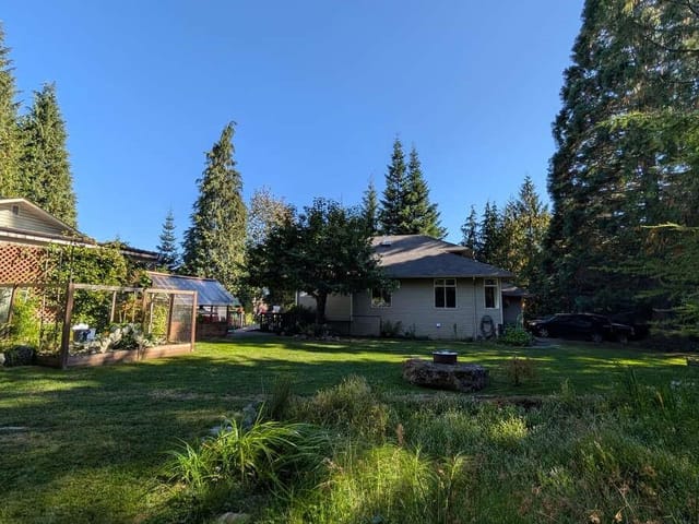 House for sale in Lake Cowichan, 100 Elk Rd, 1044017 | Realtylink.org